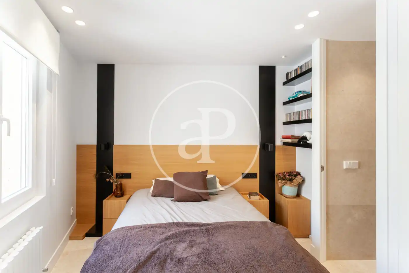 Bedroom of Flat for sale in Madrid  with Air Conditioner, Heating and Terrace