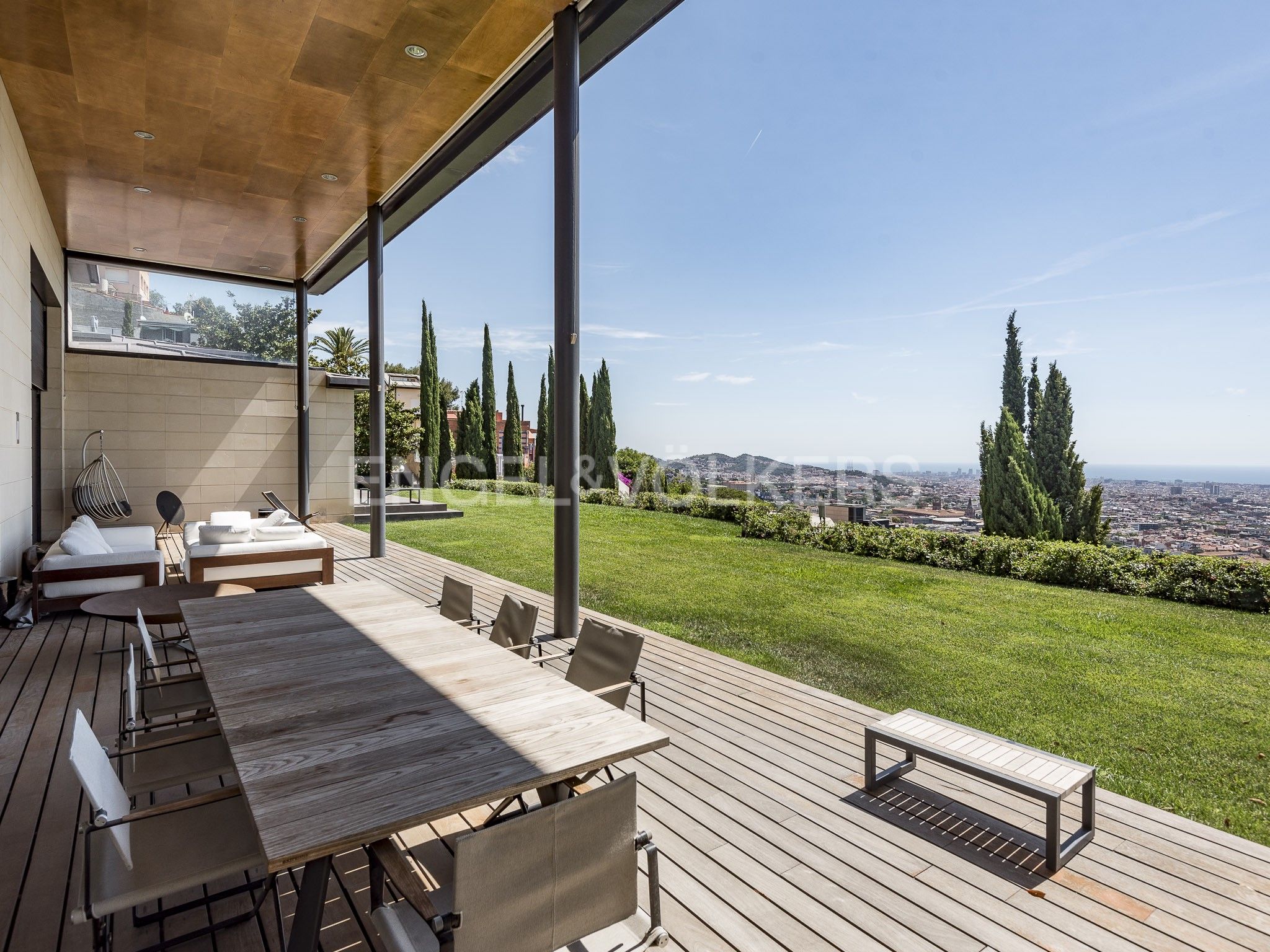 Terrassa de Casa o xalet en venda en  Barcelona Capital amb Aire condicionat, Calefacció i Jardí privat