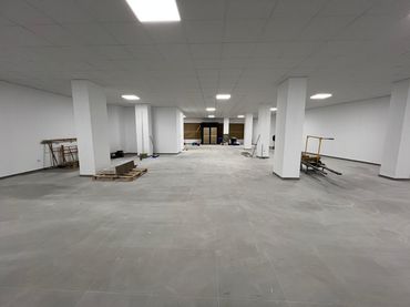 Local comercial en alquiler en Avenida de los Derechos Humanos 2