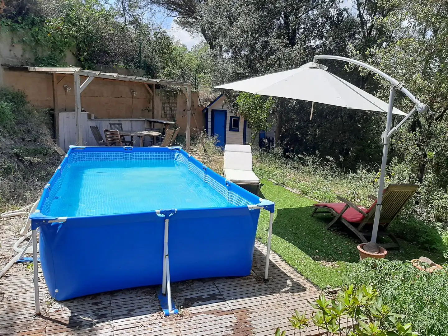 Swimming pool of Houses for sale in Palafolls