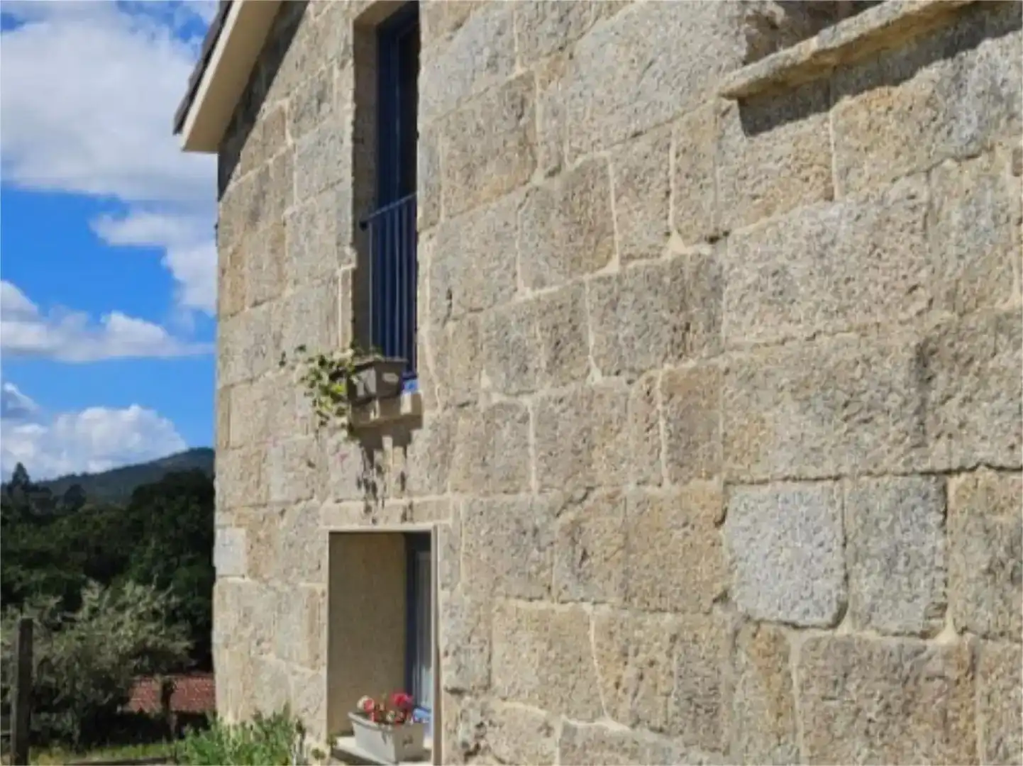 Vista exterior de Casa o chalet en venta en A Lama   con Jardín privado y Amueblado