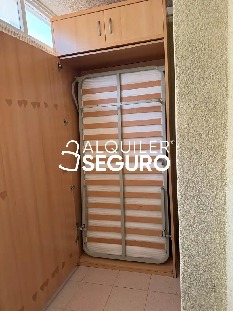 Aparcament de Estudi de lloguer en Torrevieja amb Aire condicionat, Calefacció i Terrassa