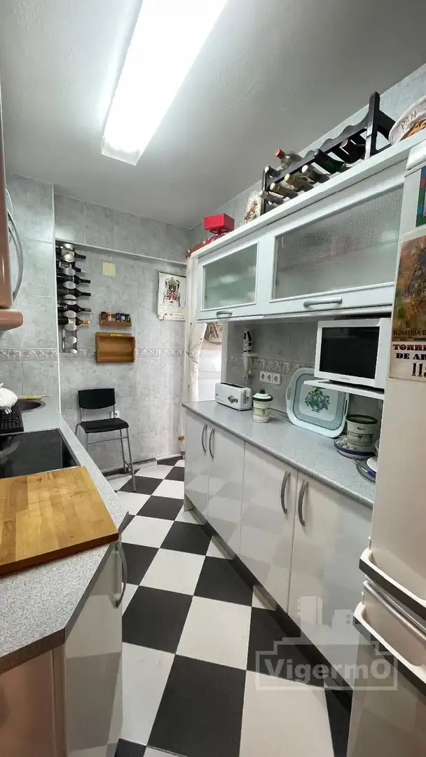 Kitchen of Flat for sale in Torrejón de Ardoz  with Air Conditioner, Heating and Terrace