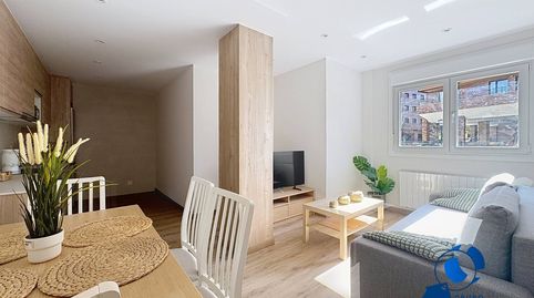 Foto 3 de Apartament de lloguer a Calle de Agustín Argüelles, La Calzada, Gijón