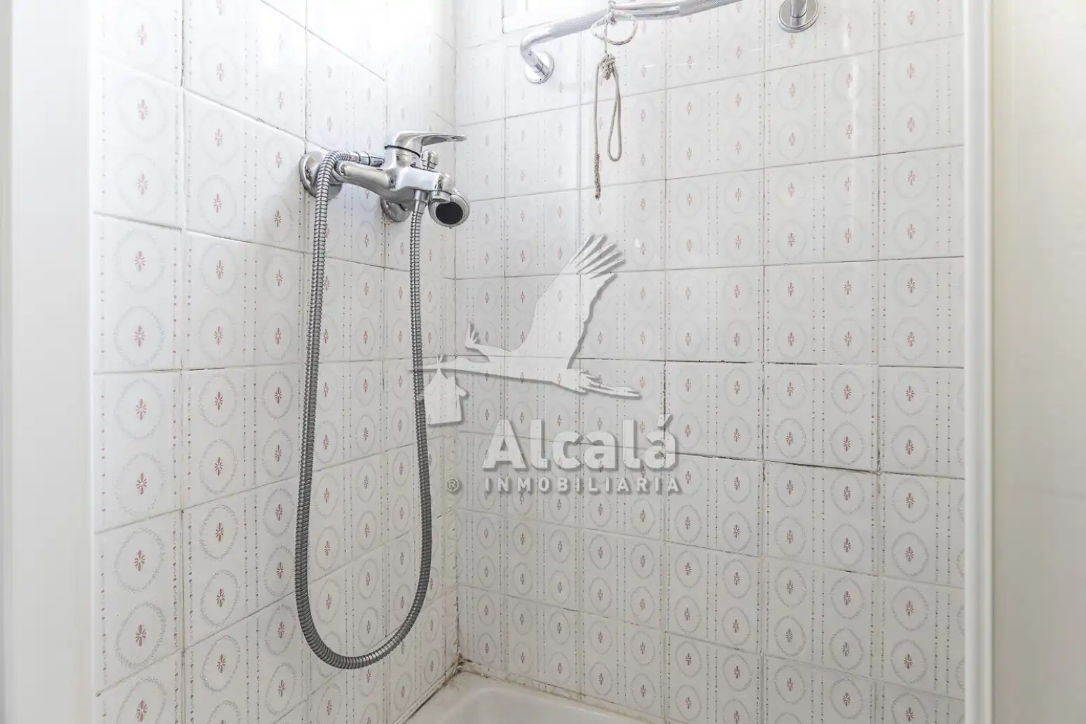 Bany de Pis en venda en Alcalá de Henares amb Aire condicionat, Calefacció i Terrassa