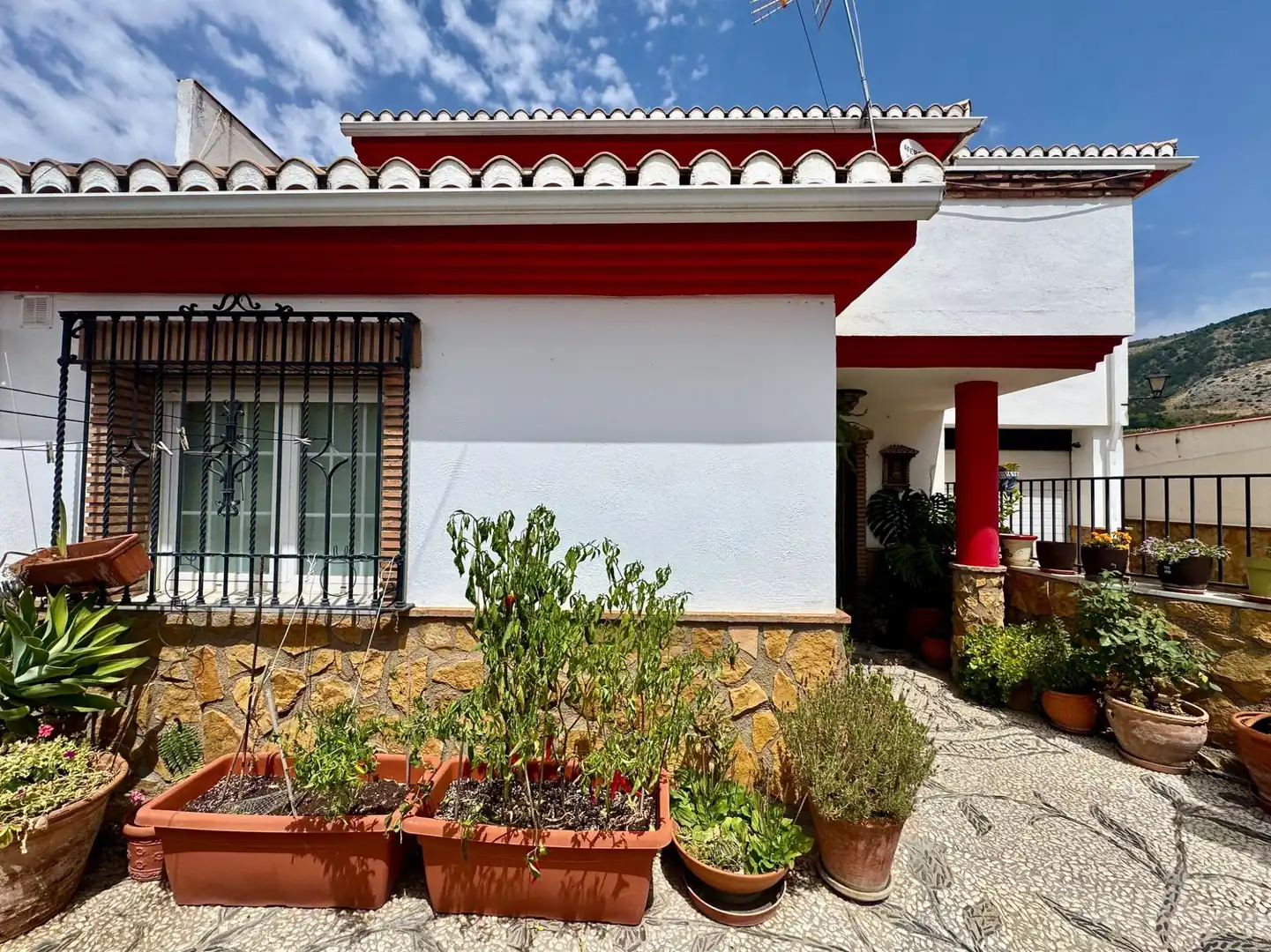 Exterior view of Houses for sale in Alfacar