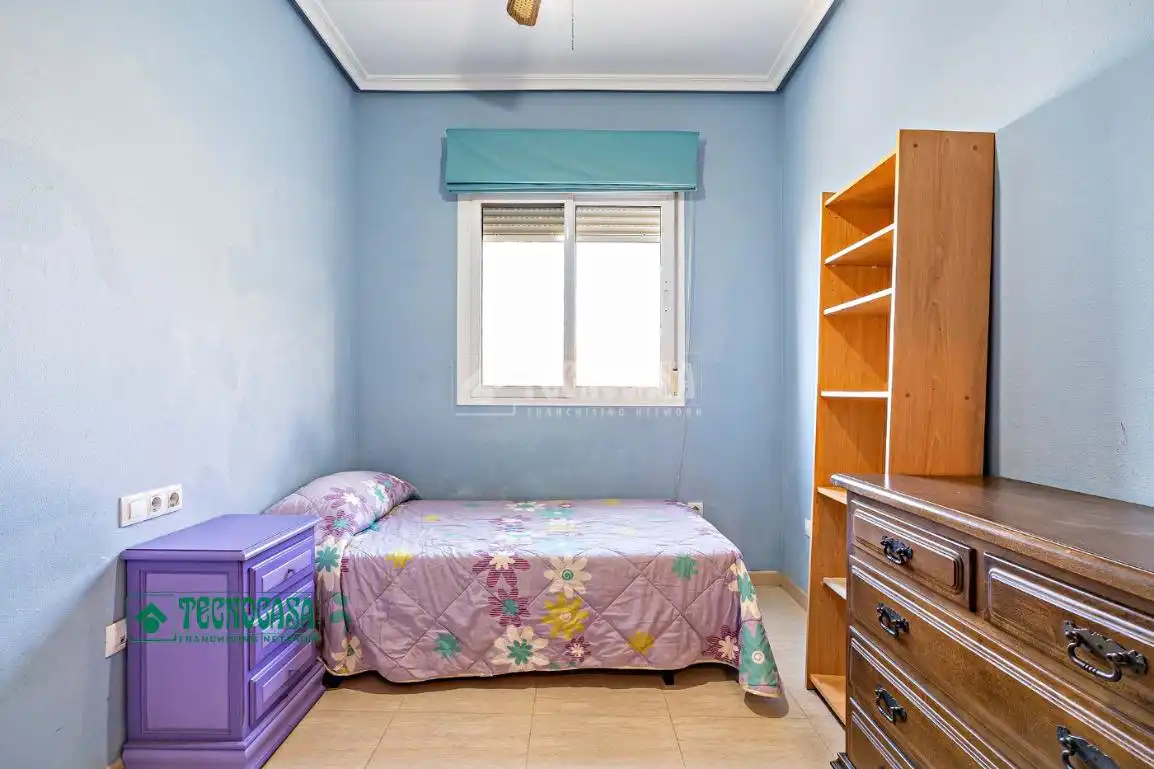Bedroom of Flat for sale in Viator