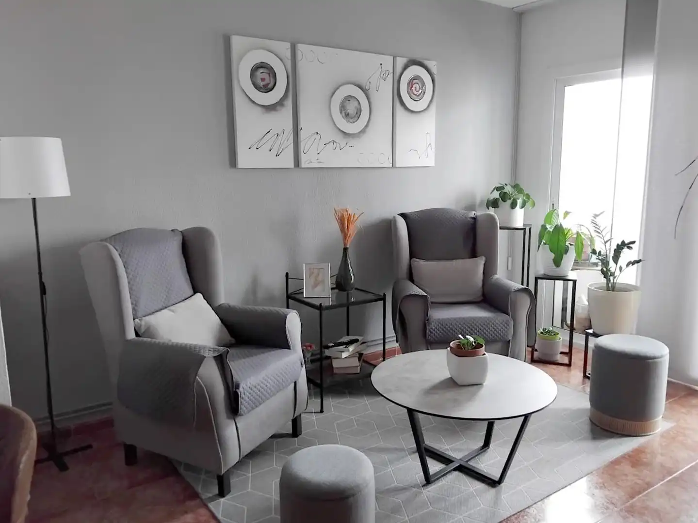 Living room of Flat for sale in Figueres  with Air Conditioner, Heating and Terrace