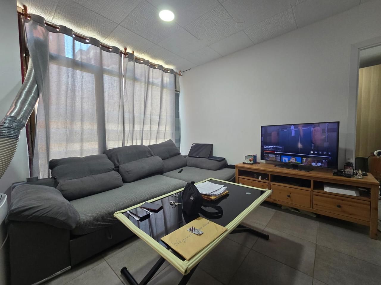 Sala d'estar de Local en venda en  Barcelona Capital