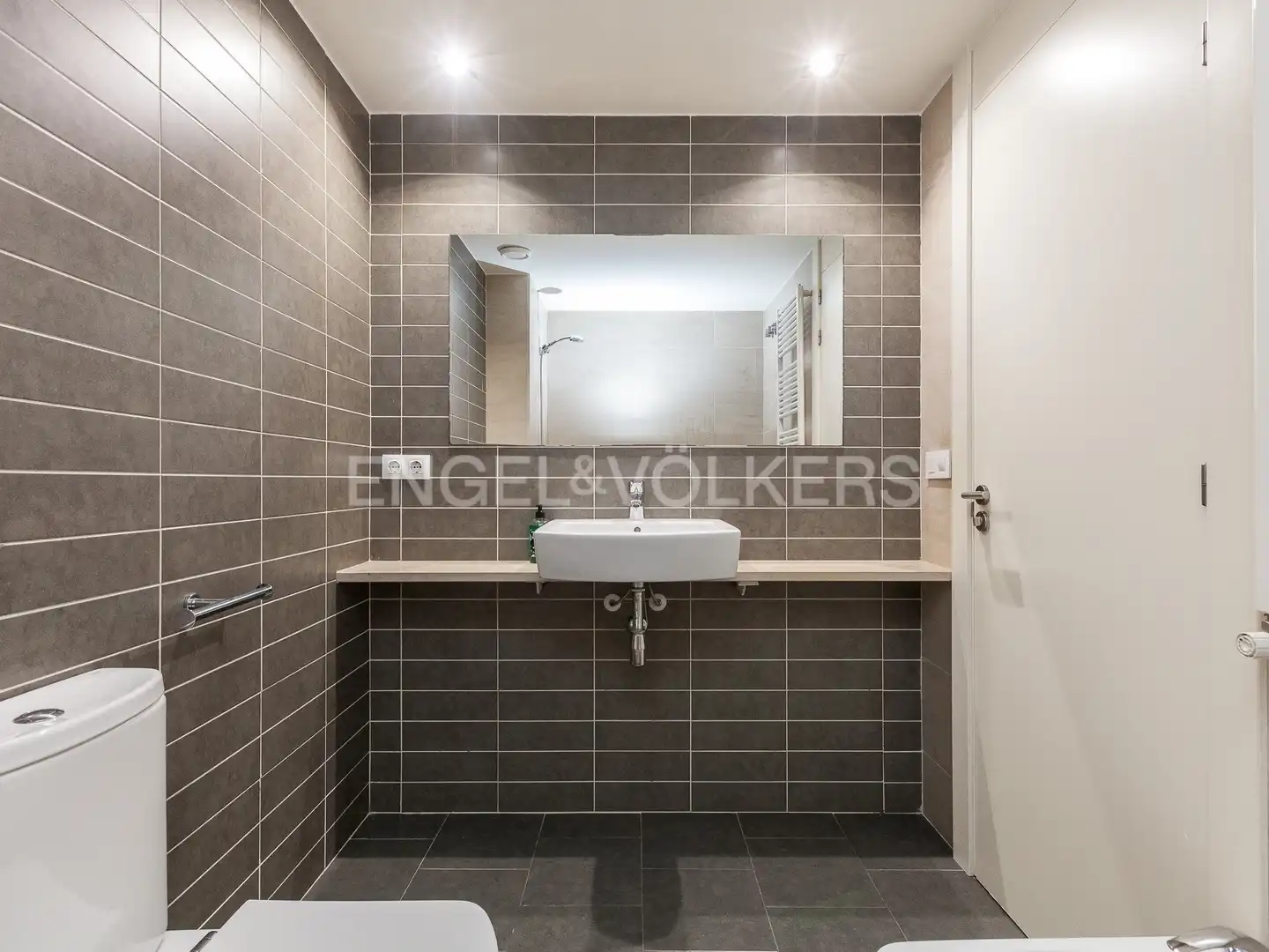 Baño de Piso de alquiler en Sant Cugat del Vallès con Calefacción, Jardín privado y Trastero