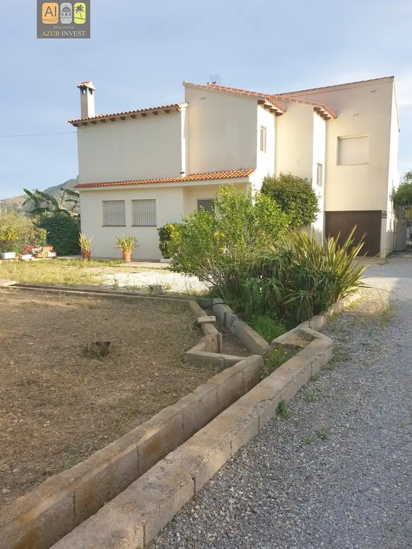 Casa o chalet de alquiler en L'Alfàs del Pi con Aire acondicionado, Calefacción y Jardín privado