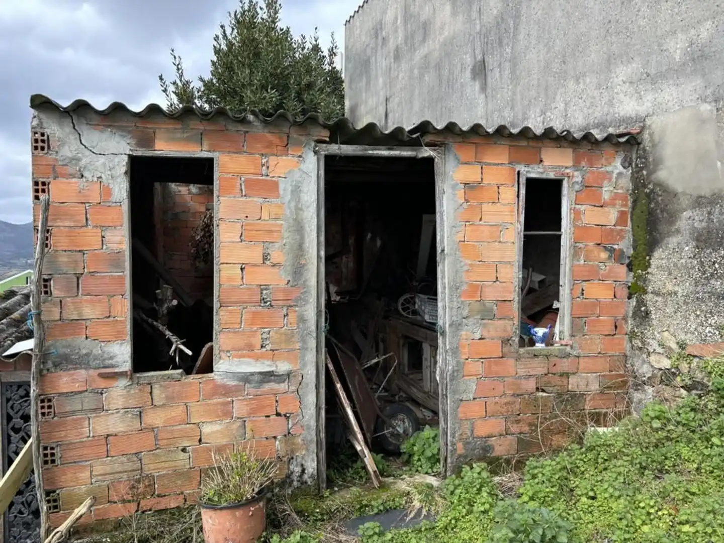 Vista exterior de Casa o xalet en venda en Ortigueira amb Jardí privat i Terrassa