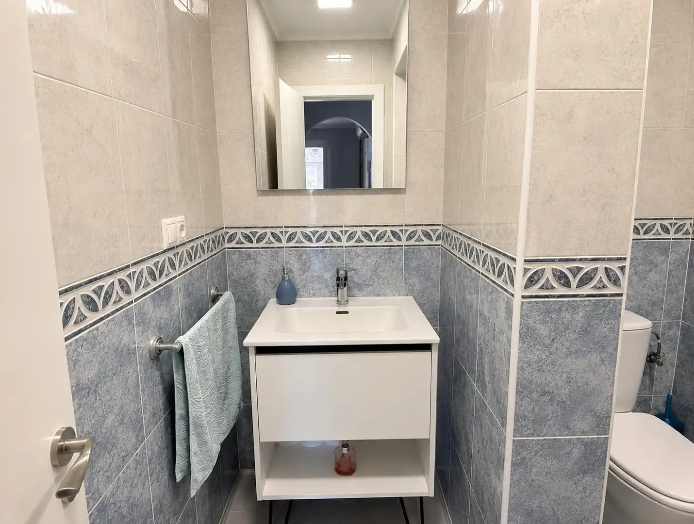 Bany de Casa o xalet en venda en Monforte del Cid amb Aire condicionat, Calefacció i Jardí privat