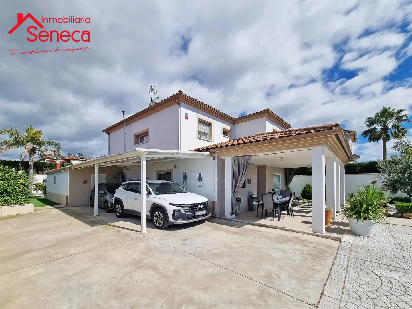 Vista exterior de Casa o xalet en venda en Córdoba amb Aire condicionat, Calefacció i Terrassa