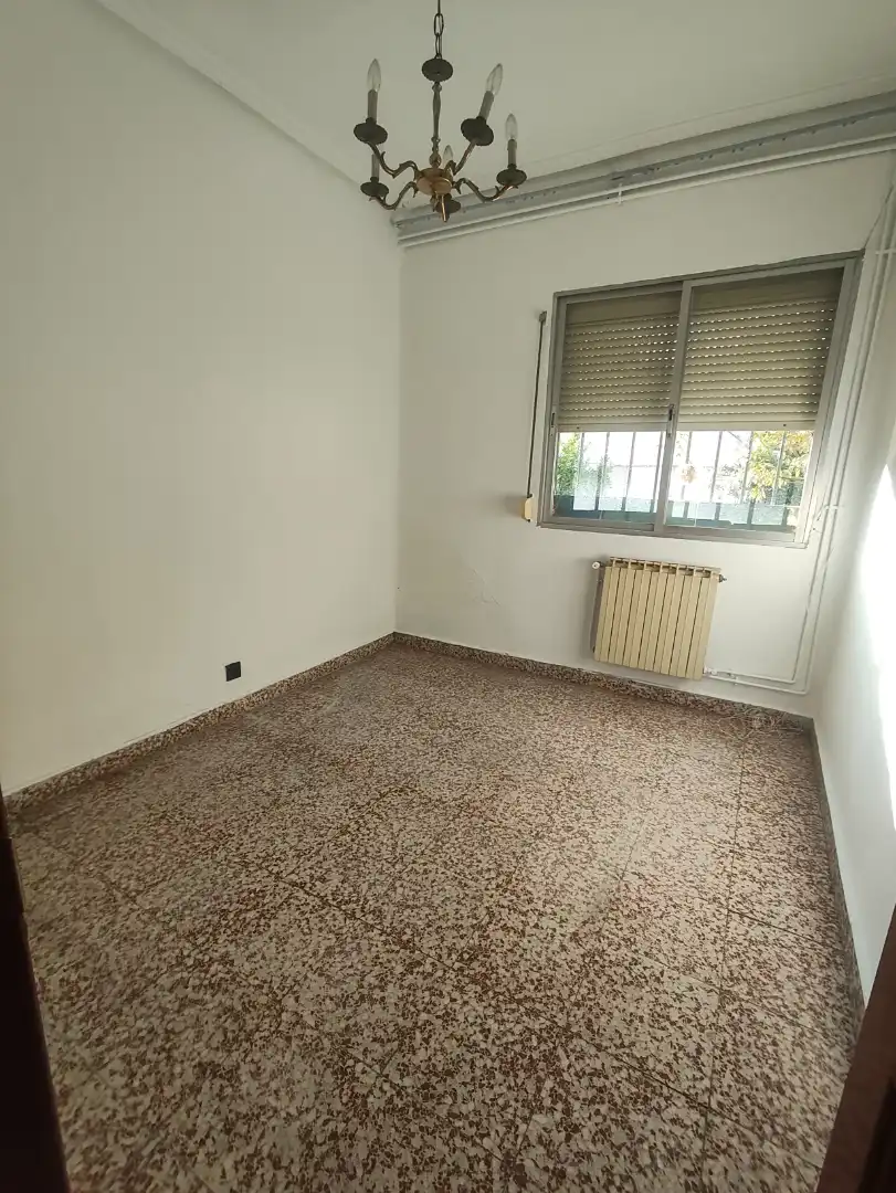 Dormitori de Casa o xalet de lloguer en Pinto amb Calefacció, Jardí privat i Forn