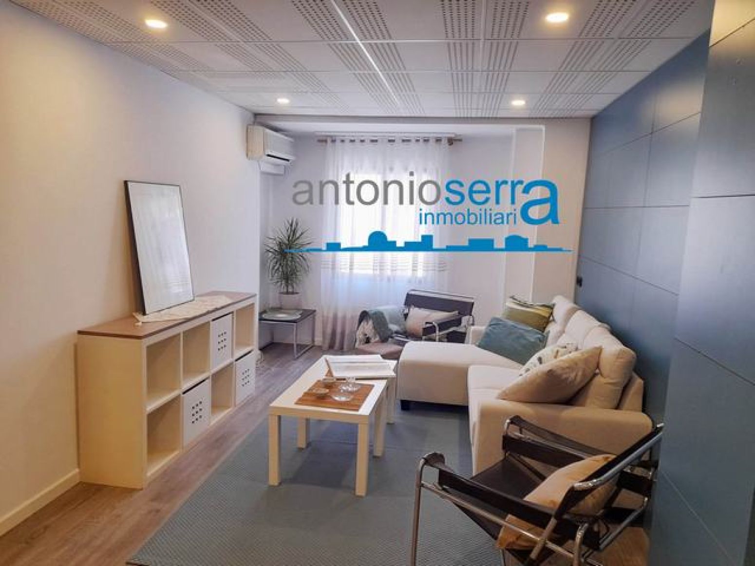 Sala d'estar de Pis de lloguer en  Valencia Capital amb Aire condicionat, Parquet i Terrassa