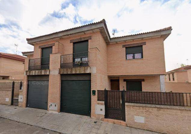 Casa-chalet en Venta en Mora