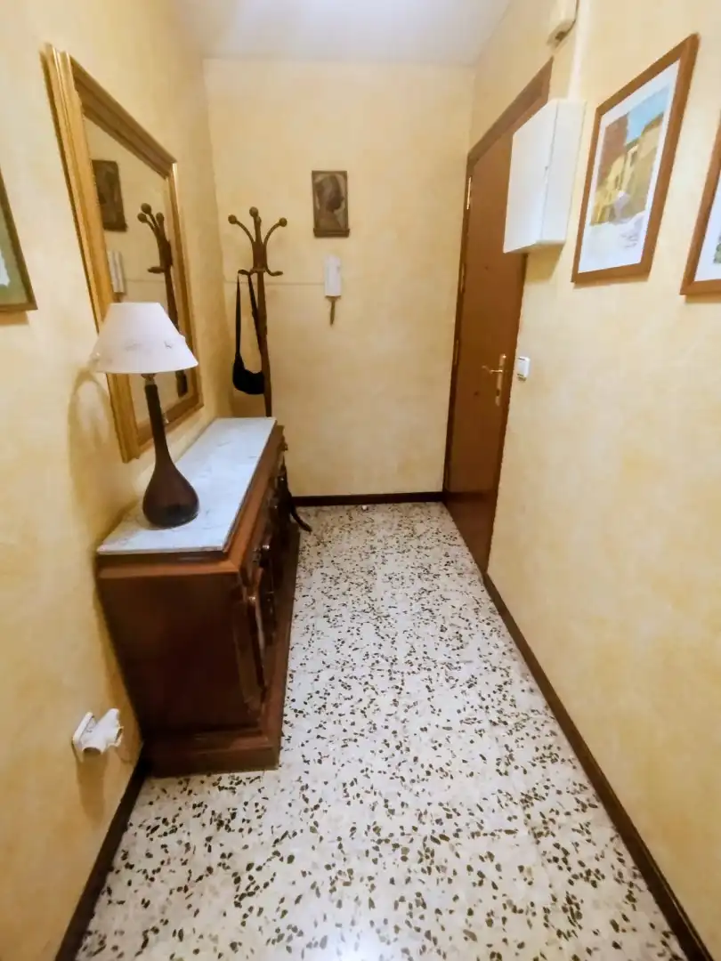 Wohnung zum Verkauf in Tarragona mit Heizung, Terrasse und Ofen