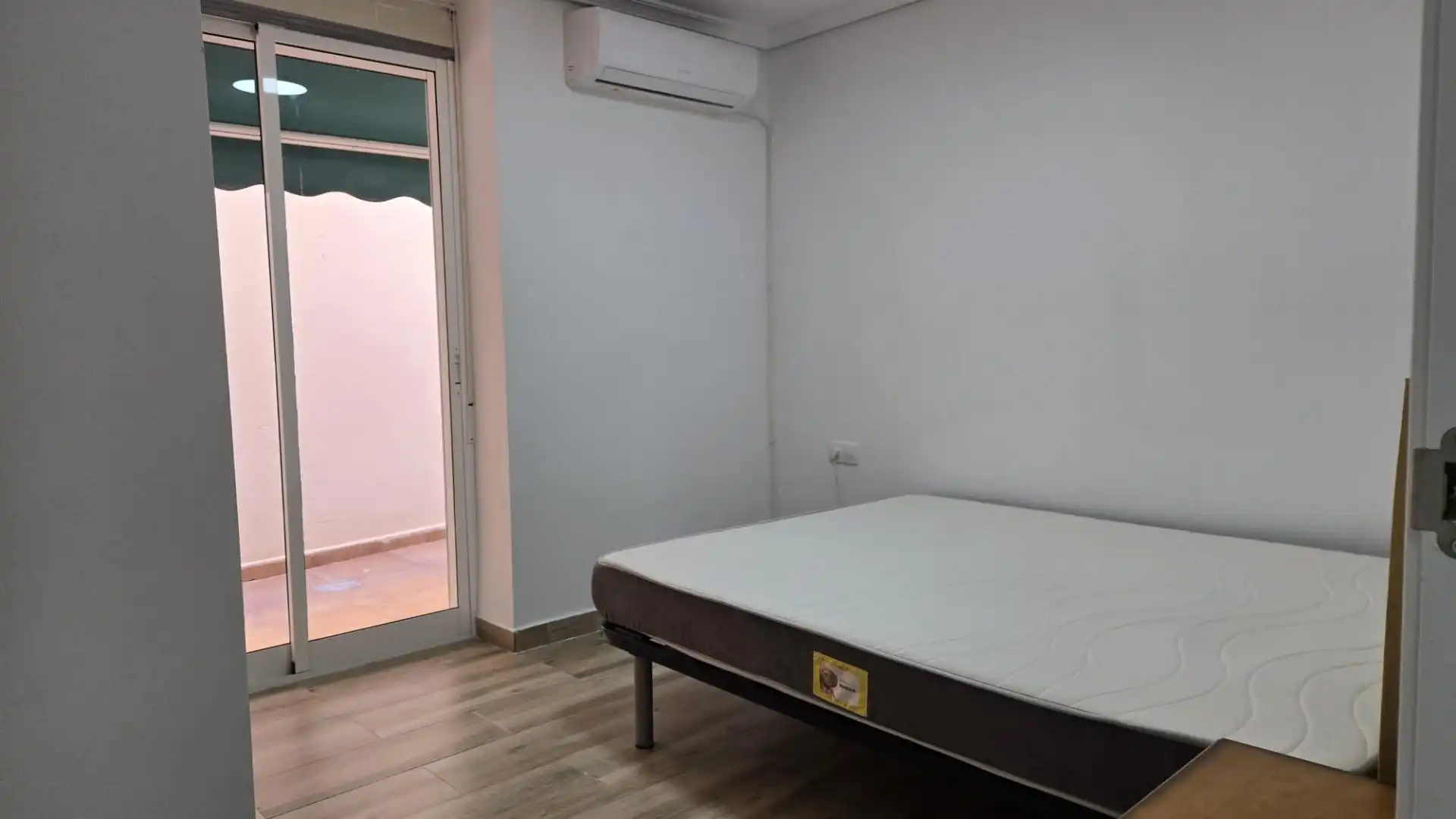Flat for rent in Calle ARQ VIDAL, Pla de Bon Repós
