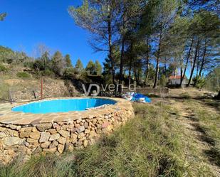 Finca rústica en venda en Enguera amb Jardí privat, Terrassa i Piscina