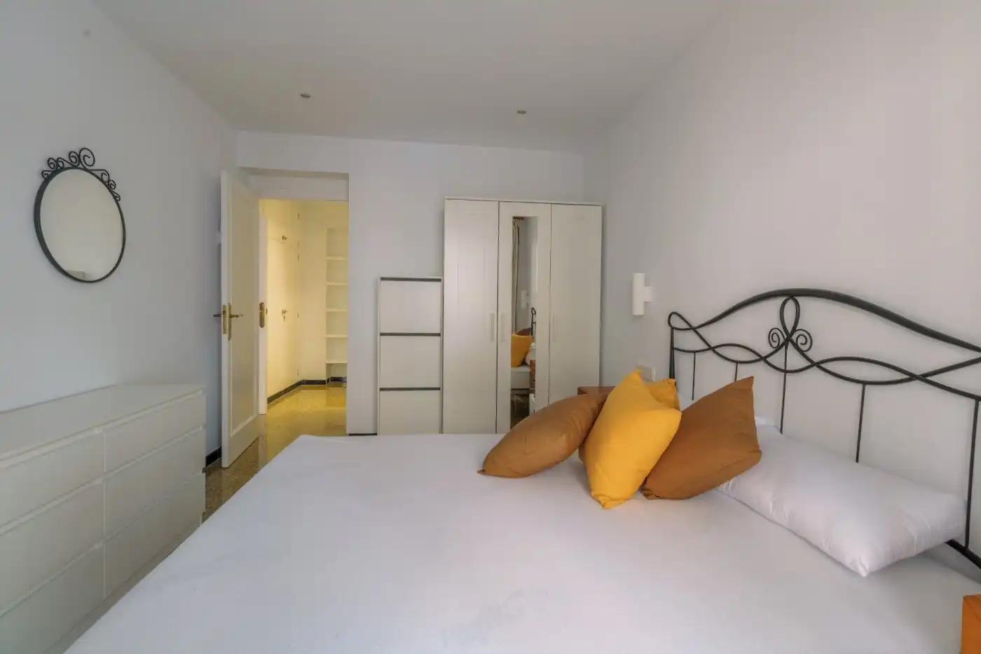 Habitación de Piso de alquiler en  Palma de Mallorca con Aire acondicionado, Calefacción y Amueblado