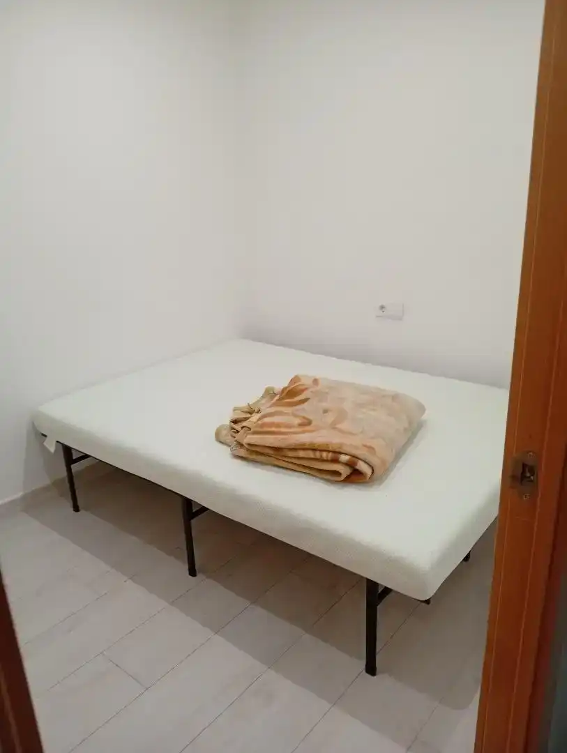 Bedroom of Flat for share in Ripollet  with Furnished