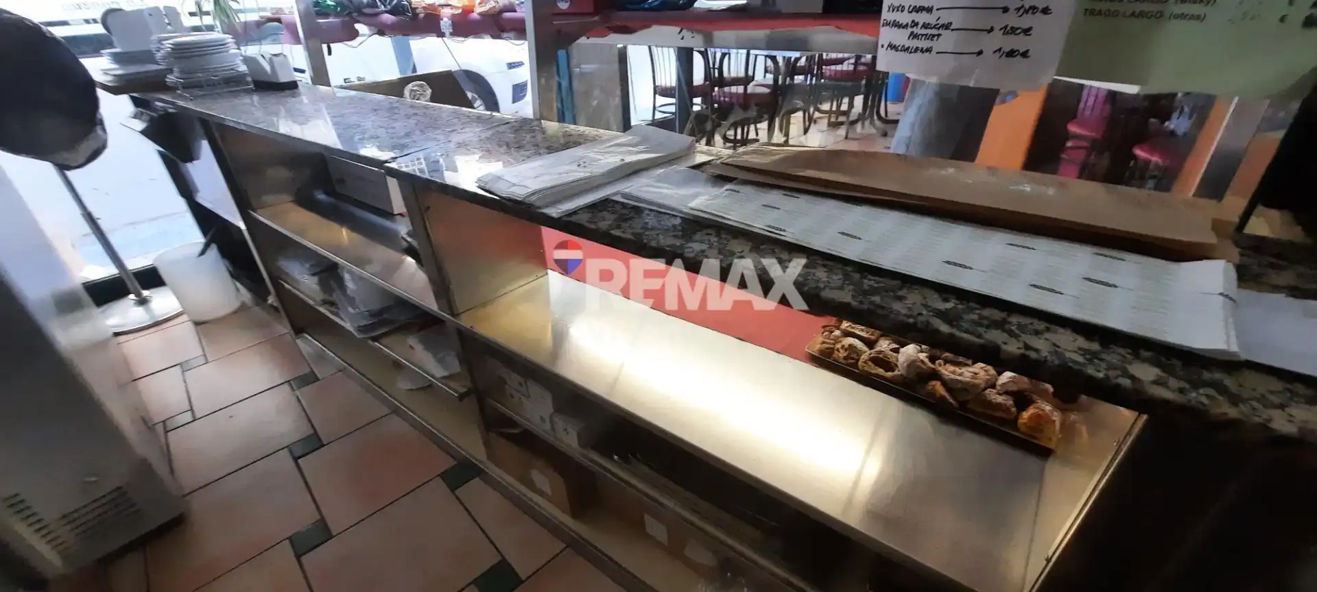 Local en traspaso en Vilanova i la Geltrú con Amueblado