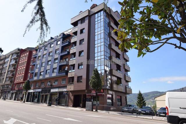 Piso en Venta en Fuertes Acevedo, 54 en Buenavista