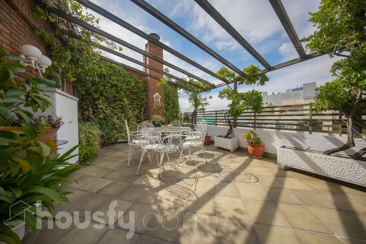 Piso con jardín en venta en Calle Fernando el Católico ., imagen 2