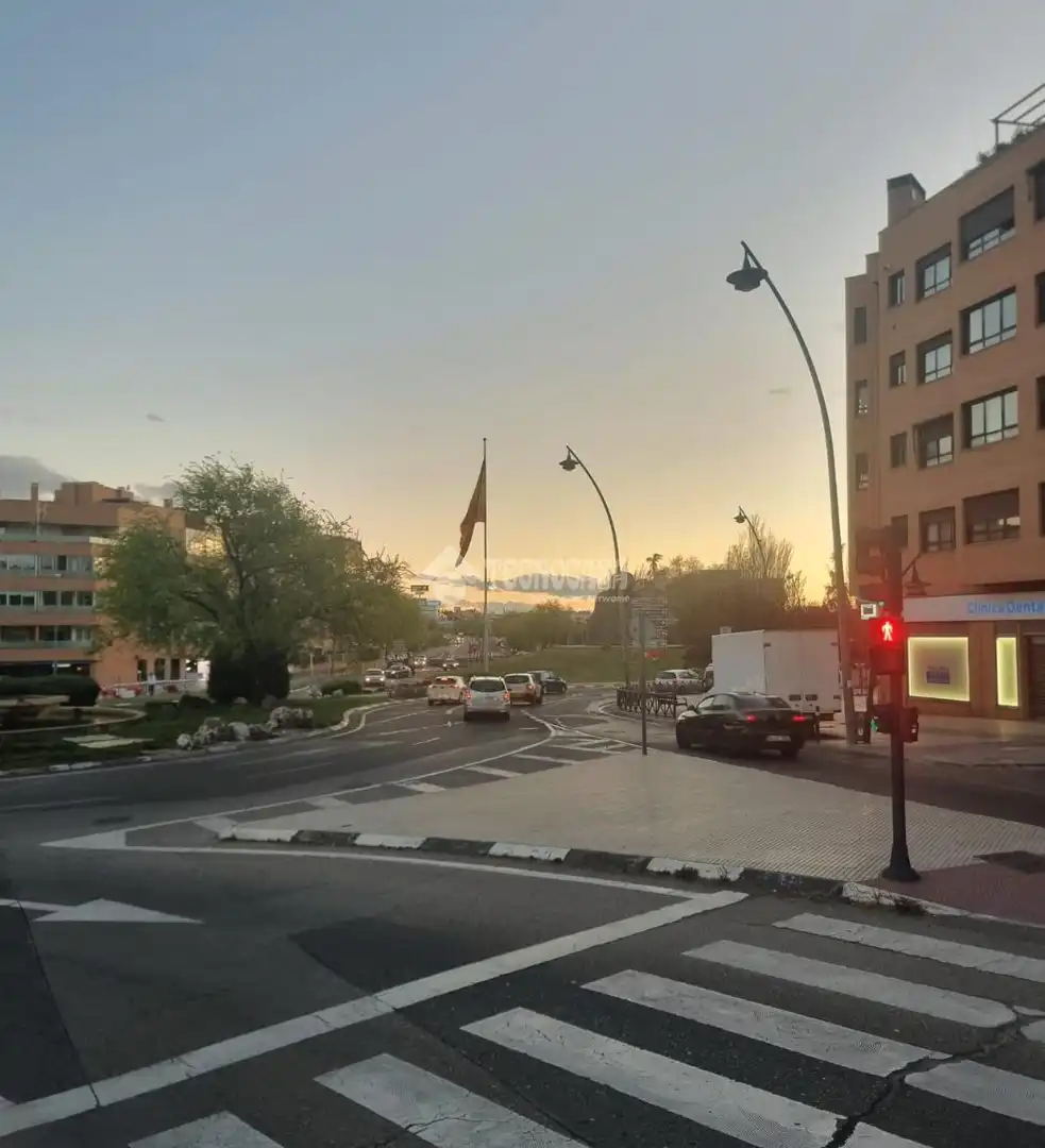 Vista exterior de Pis en venda en Alcobendas amb Calefacció i Terrassa