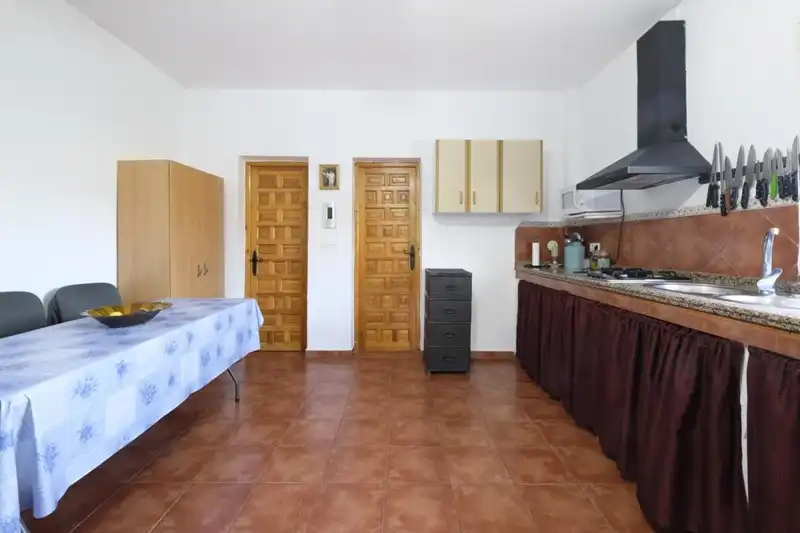 Casa rústica amb jardí en venda a Villamena, imagen 12