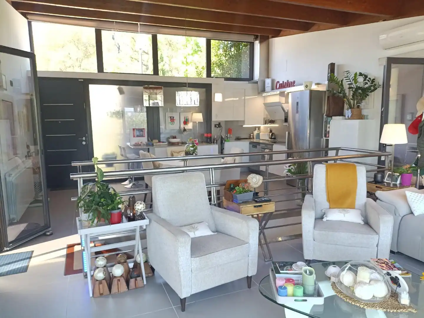 Sala de estar de Casa o chalet en venta en La Puebla de Castro con Aire acondicionado, Calefacción y Jardín privado