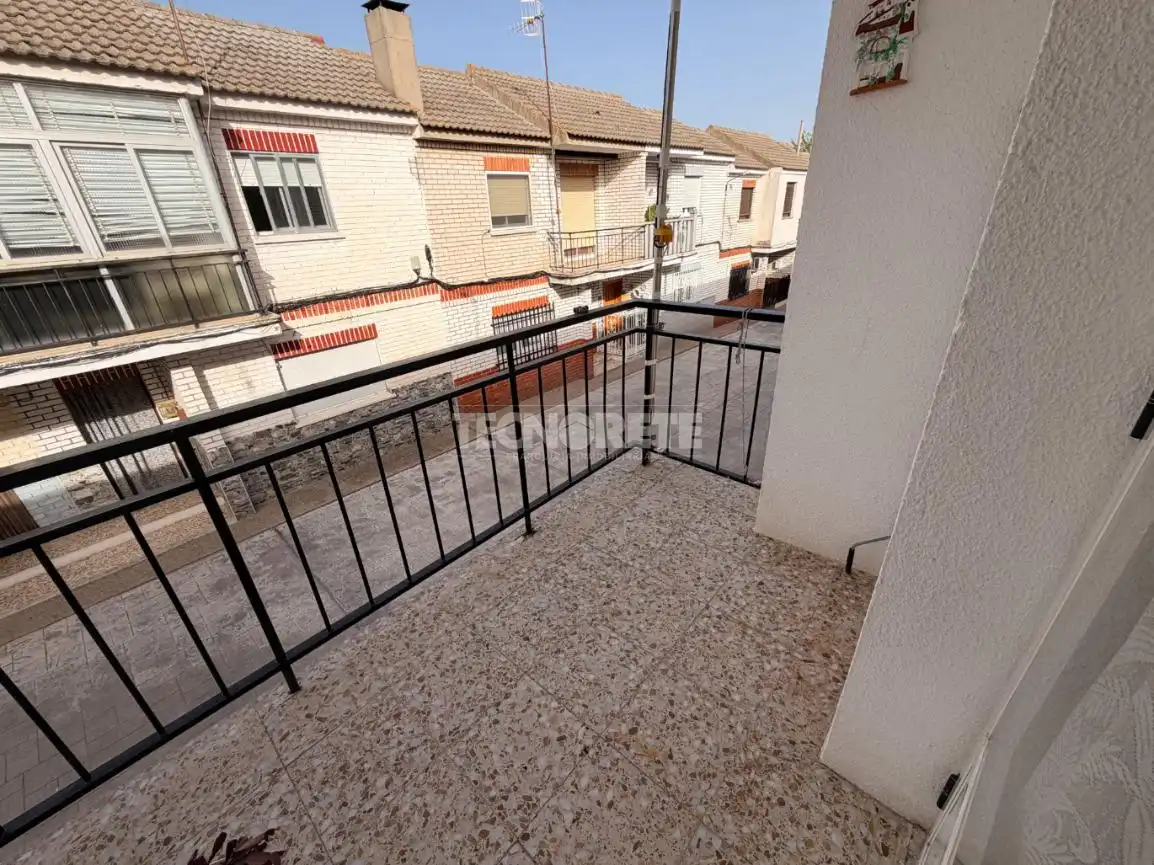 Casa adosada en venta en Añover de Tajo