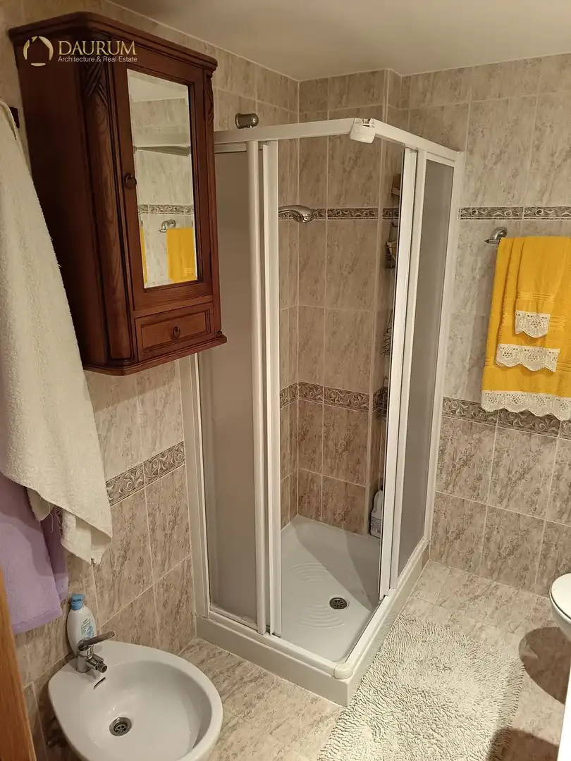 Bathroom of Duplexes for sale in Pobles de l'Oest