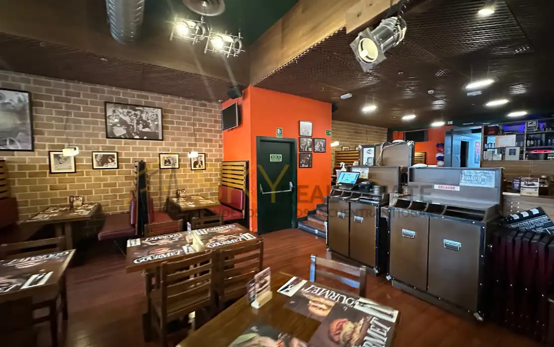 Local comercial en venta en Avenida del Mar Mediterráneo 83, imagen 9
