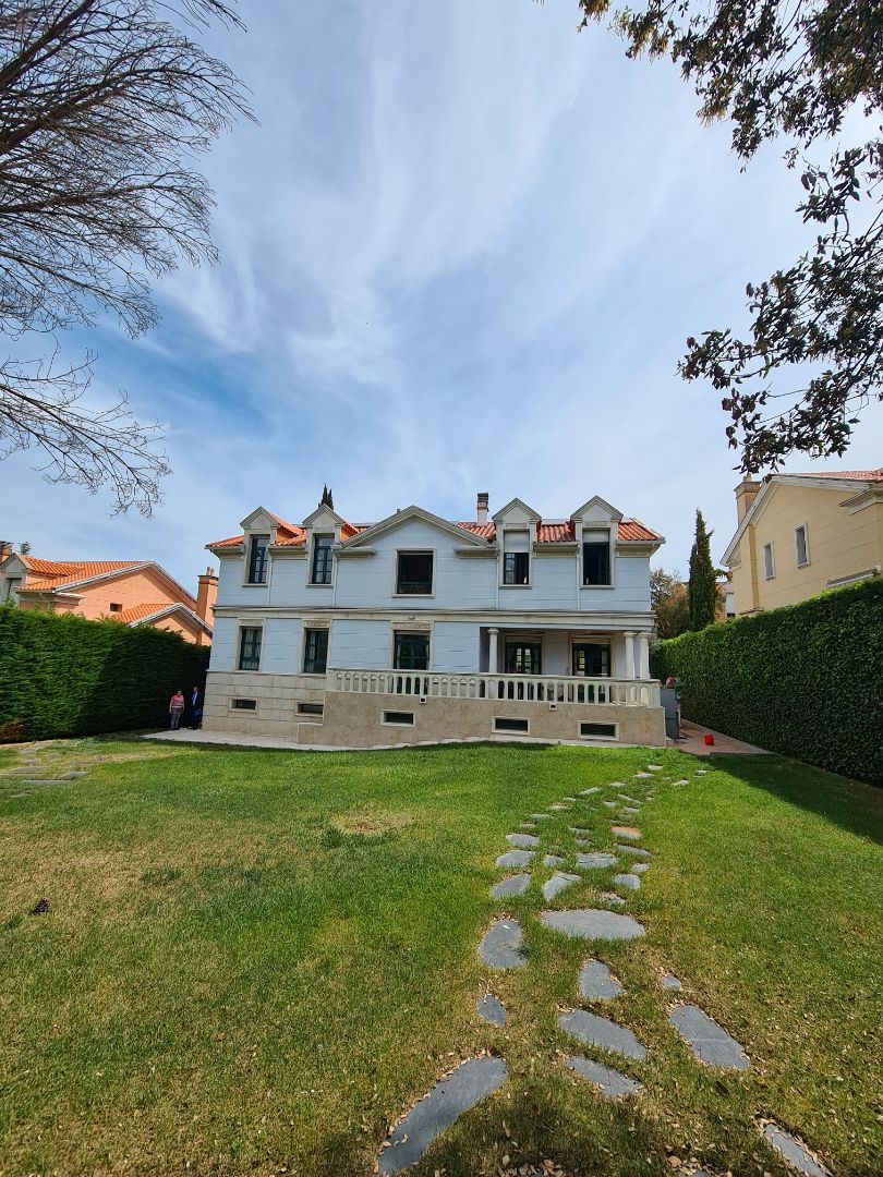 Vista exterior de Casa o chalet en venta en Valladolid Capital con Aire acondicionado, Calefacción y Jardín privado