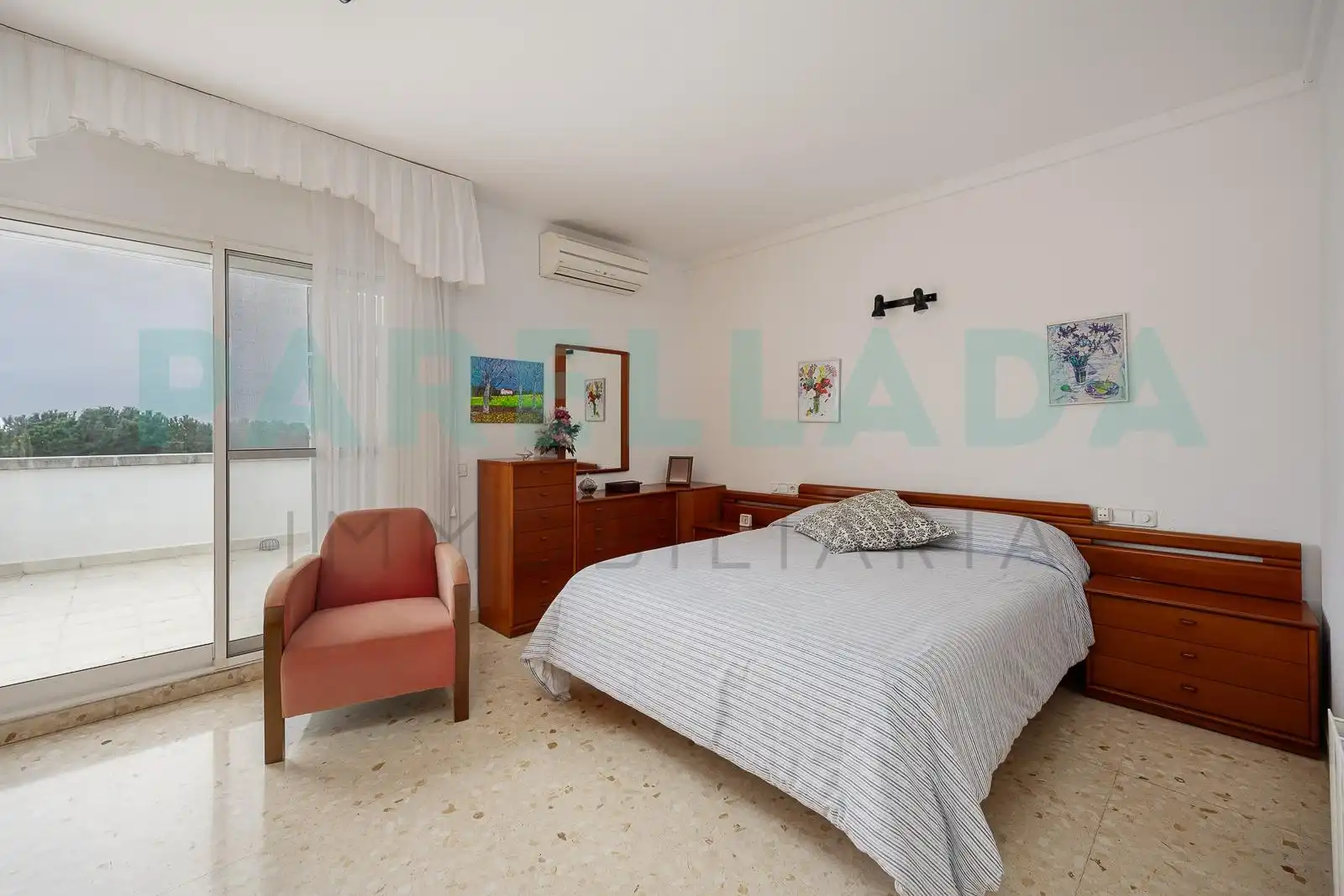 Habitación de Casa o chalet en venta en Badalona con Aire acondicionado, Calefacción y Jardín privado