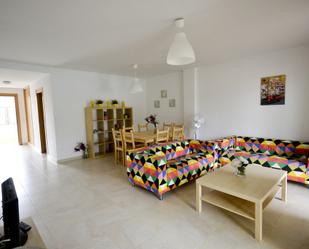 Sala d'estar de Apartament en venda en Tarifa amb Traster i Piscina comunitària