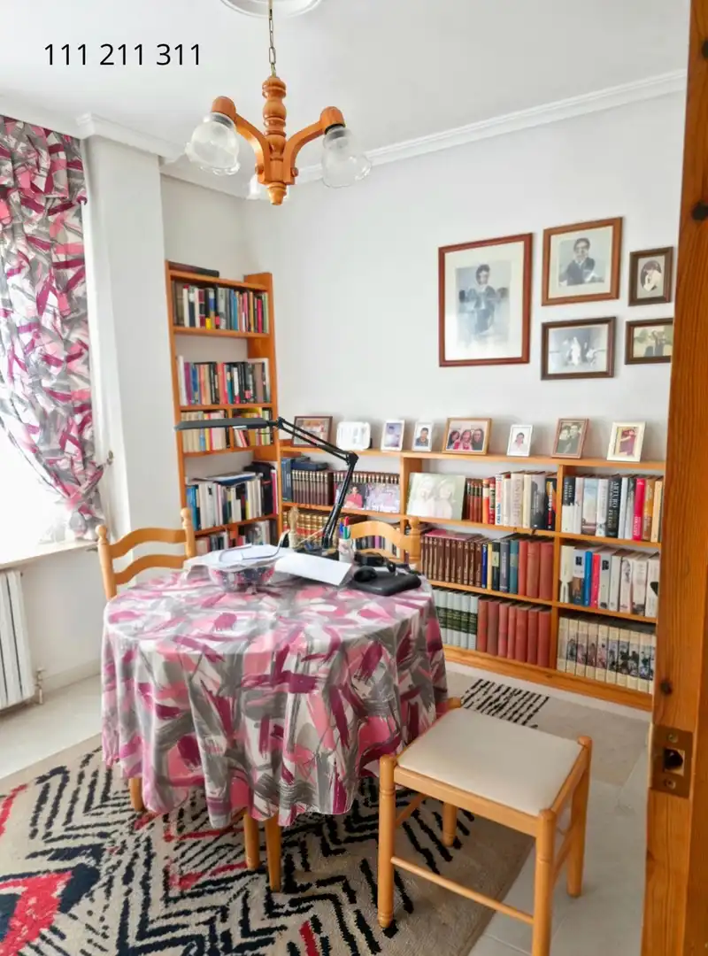 Sala d'estar de Casa o xalet en venda en Pomar de Valdivia amb Calefacció, Jardí privat i Terrassa