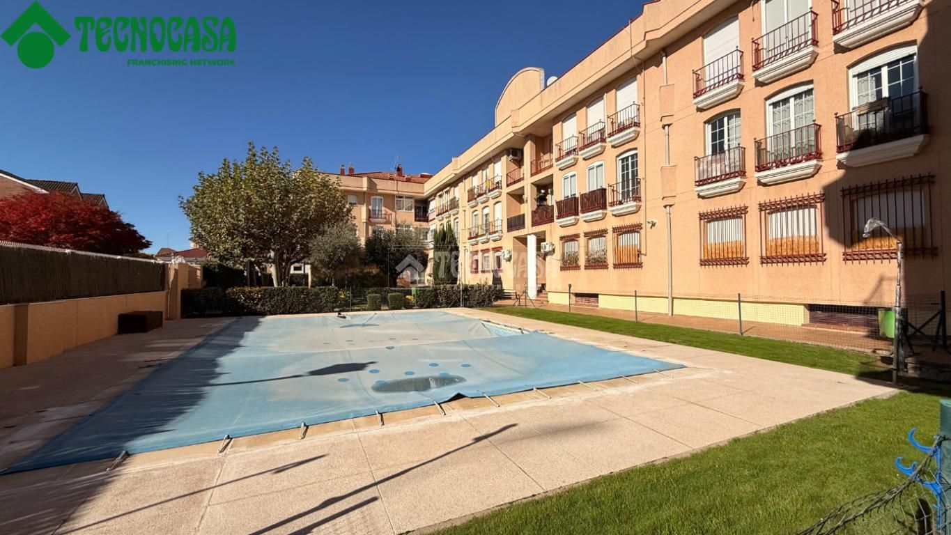 Exterior view of Flat for sale in Torrejón de la Calzada  with Heating and Storage room