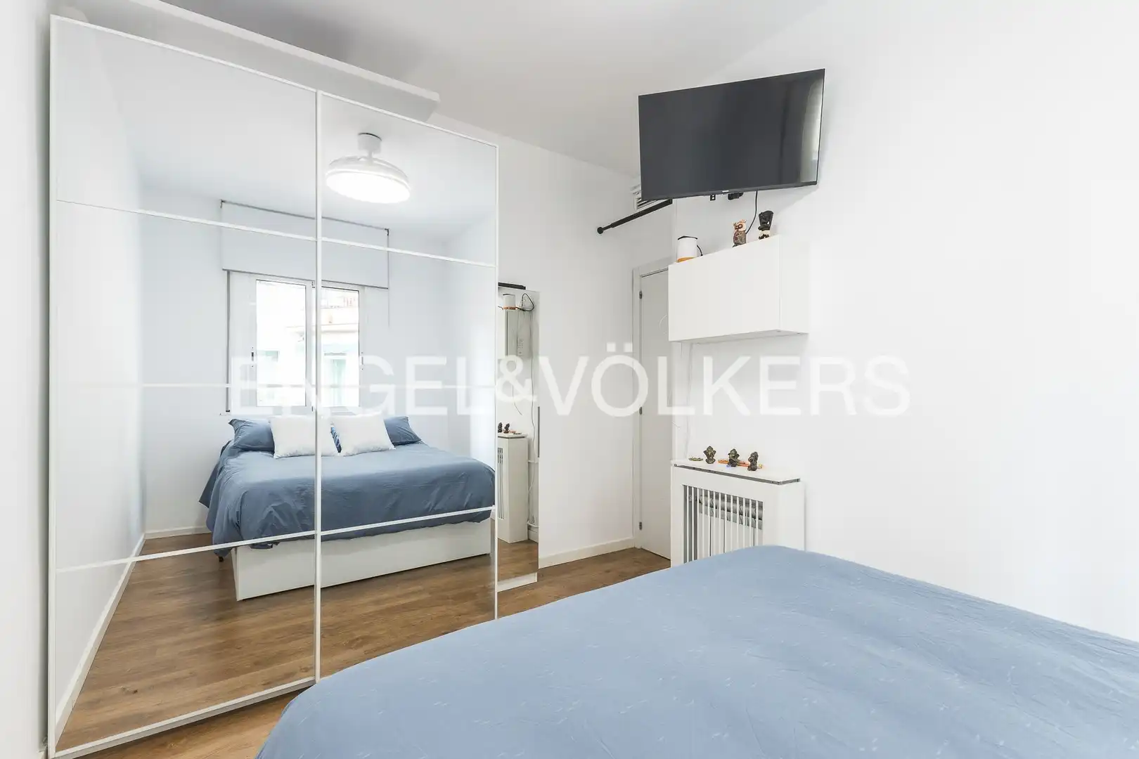 Habitación de Piso en venta en Barcelona con Aire acondicionado, Calefacción y Balcón