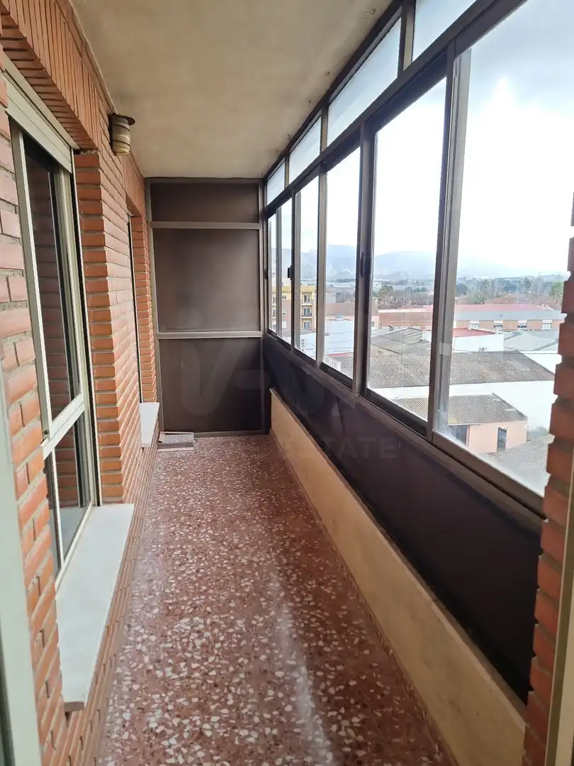 Balcony of Flat for sale in Sax