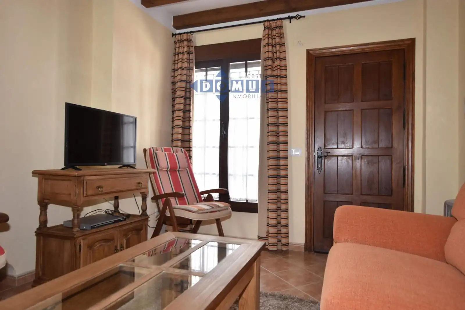 Sala d'estar de Pis en venda en Montejaque amb Terrassa i Moblat