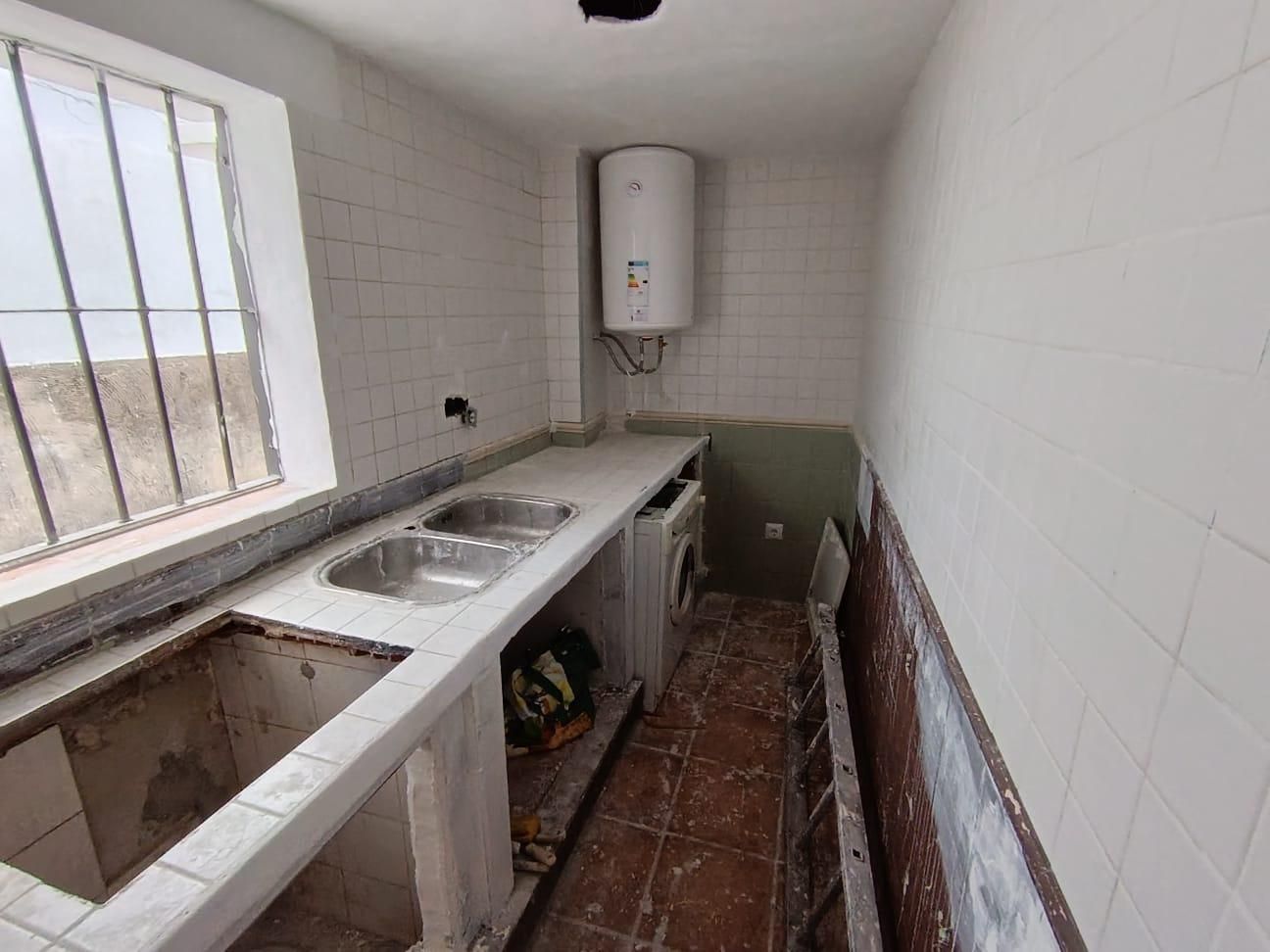 Cuina de Casa o xalet en venda en Algeciras