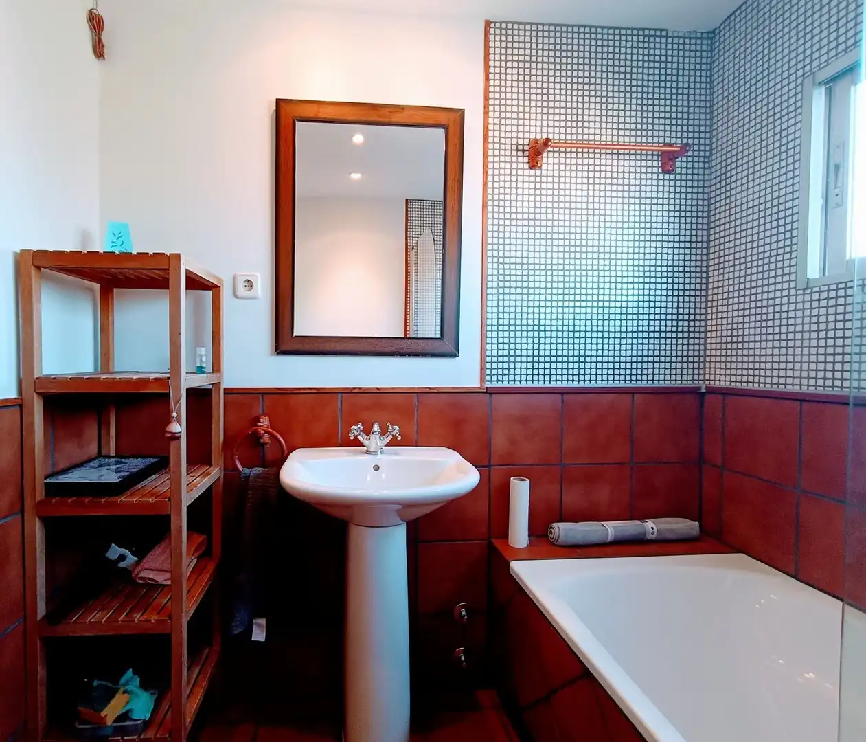 Baño de Piso de alquiler en Madrid con Aire acondicionado, Calefacción y Amueblado