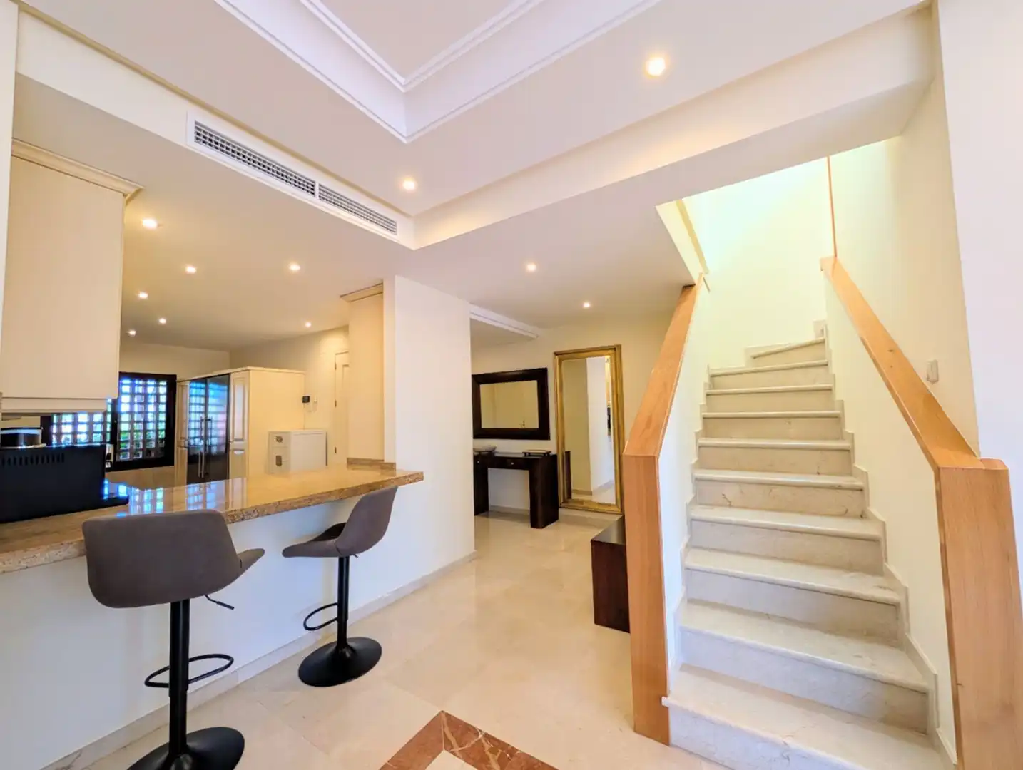 Ático en venta en Estepona con Aire acondicionado, Calefacción y Terraza