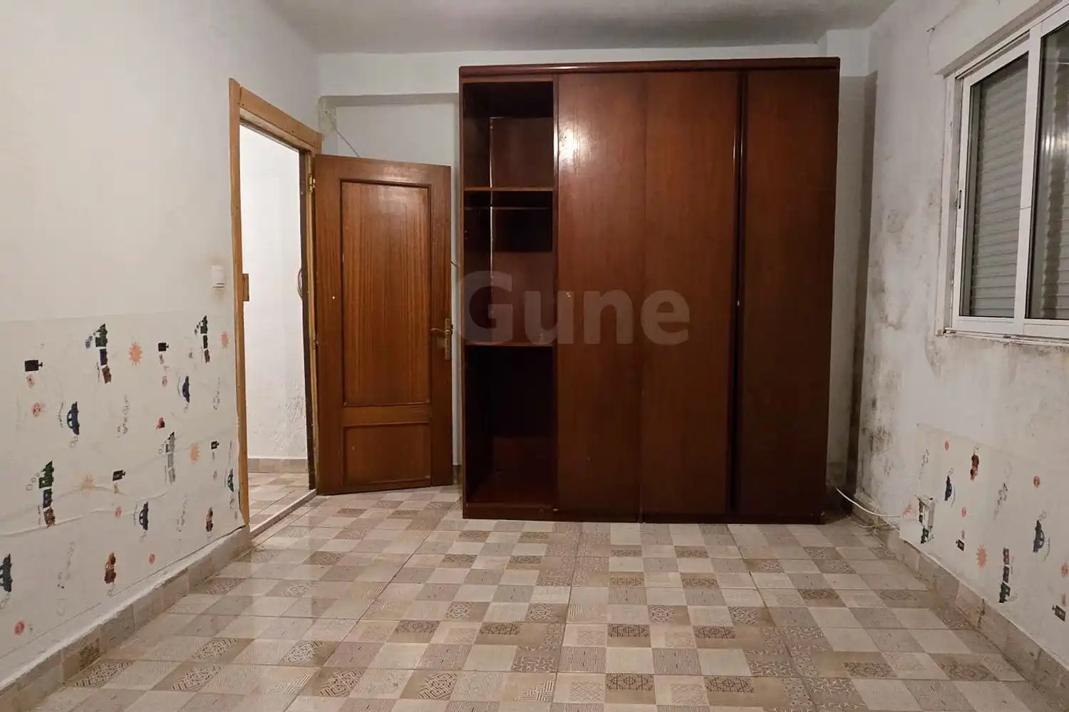 Habitación de Piso en venta en Legazpi