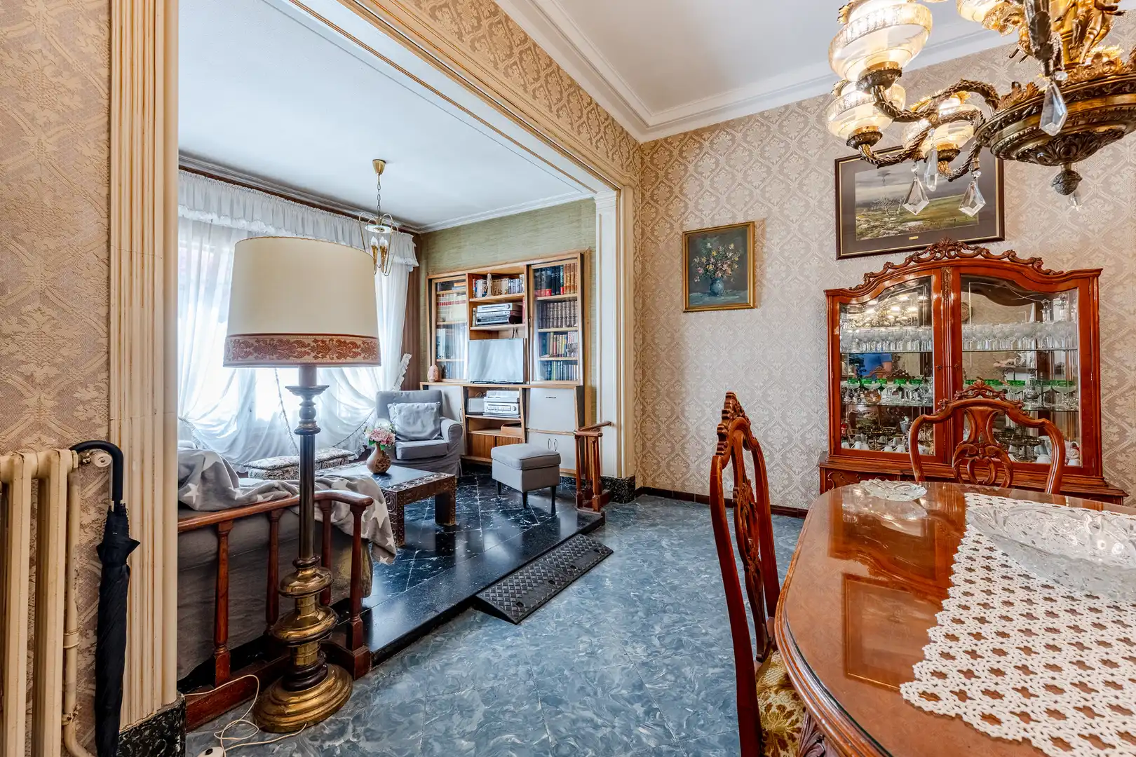 Sala d'estar de Casa adosada en venda en Barcelona amb Calefacció, Jardí privat i Terrassa