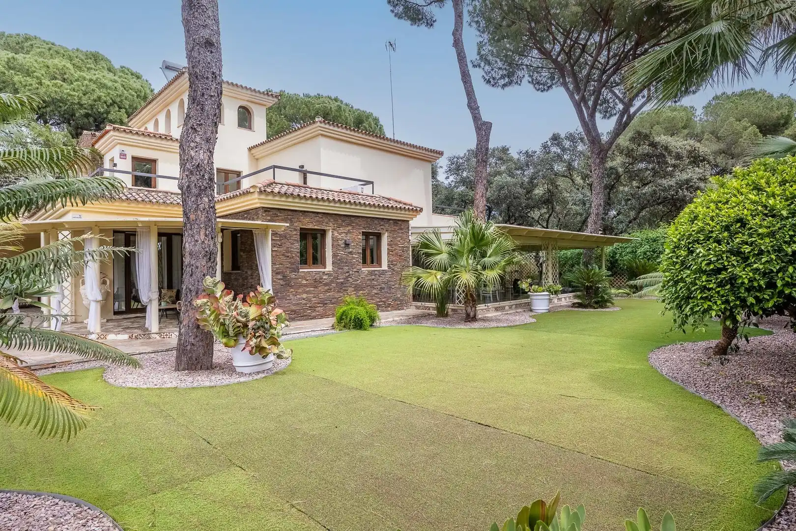 Chalet con piscina en venta en Bollullos de la Mitación, imagen 20