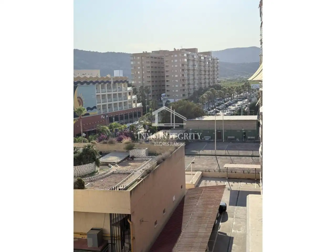 Vista exterior de Apartament en venda en Oropesa del Mar / Orpesa amb Aire condicionat, Terrassa i Moblat